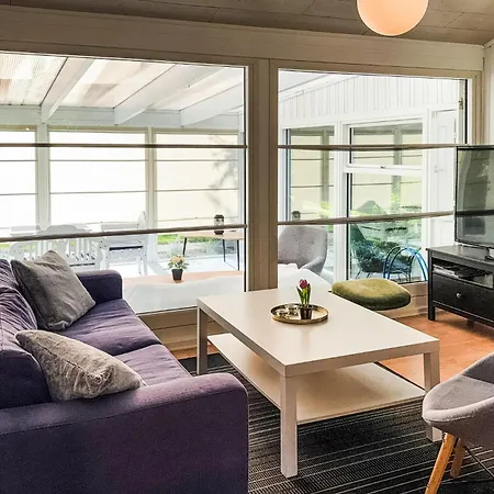 4 Bedroom Beautiful In Dronningmølle
