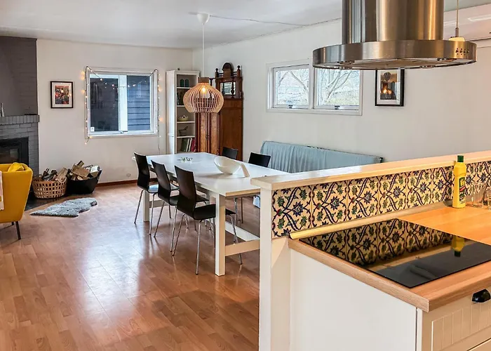 Holiday home Stunning In With Wifi